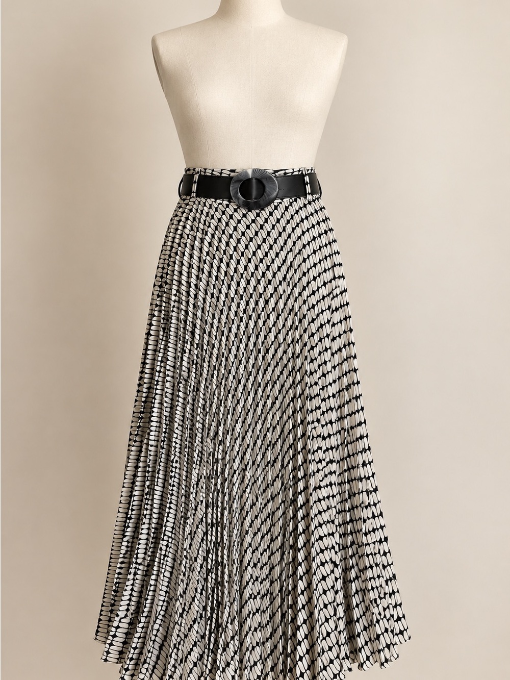 ZARA Pleated Midi Skirt Black White Belt XL Runs Small Fits M/L 30” Waist NWT